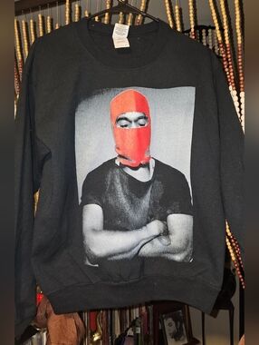 Unisex Kanye YE Gildan Black Sweater. Size Small.